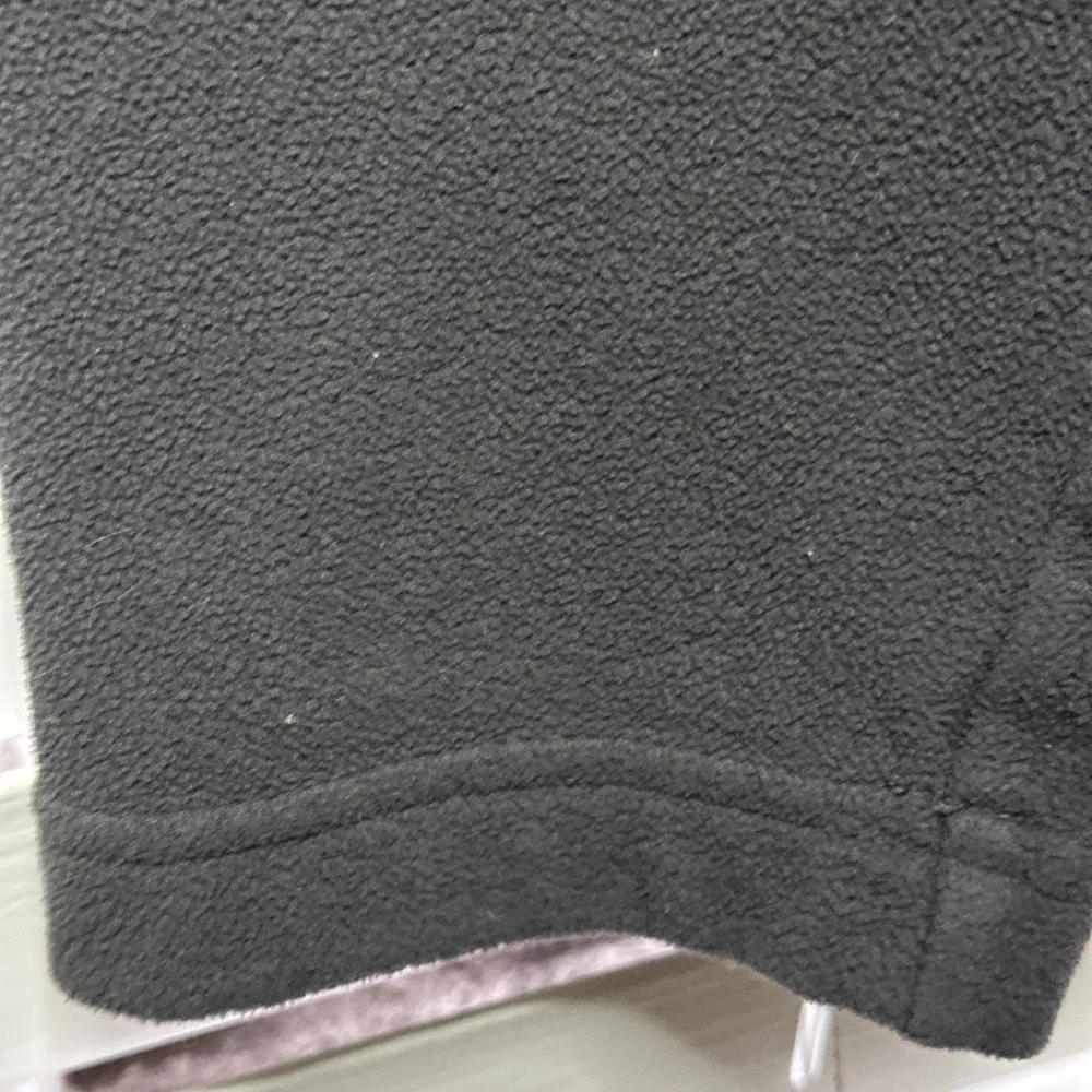 The North Face Sweatshirt Grey Pullover‎ Logo Long Sleeve Pit 2 Pit 23 Length 28